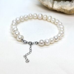 إسوارة”نور“