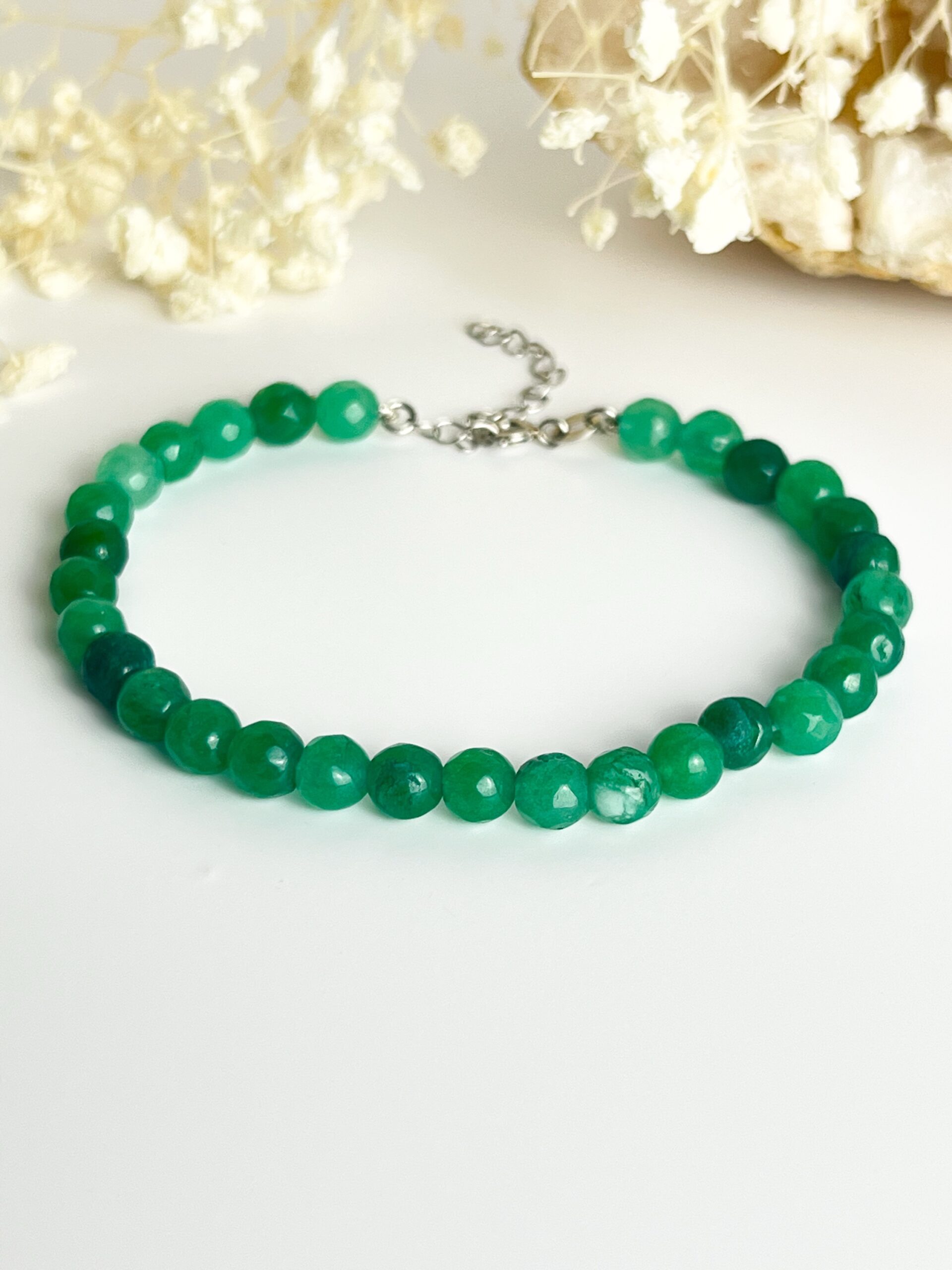 إسوارة ”نسيم الغابة“