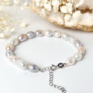 إسوارة ”همس اللؤلؤ“